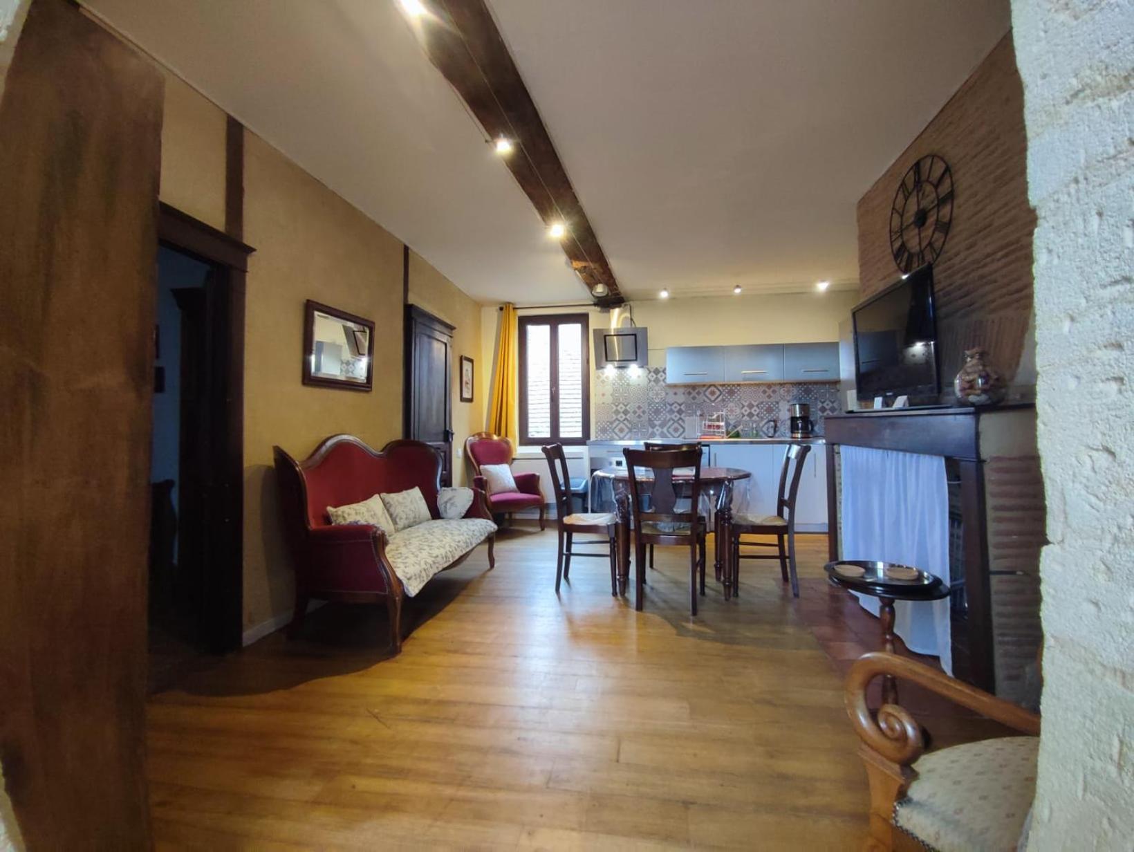 Habitation Saint-Clar Vieille Ville Бержерак Екстериор снимка